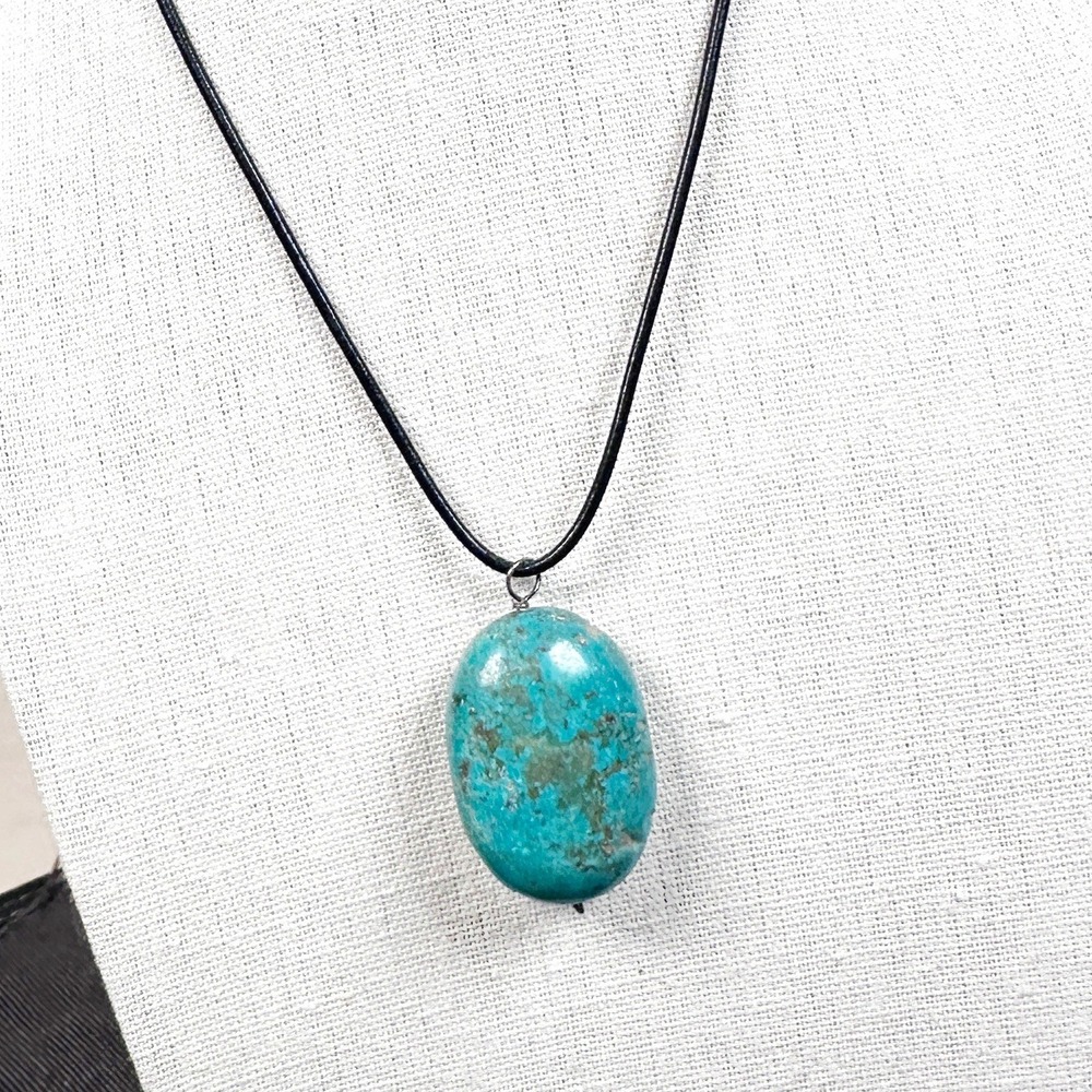 Chrysocolla‎ Pendant Necklace Stone Sterling Clasp Leather 14" Southwestern